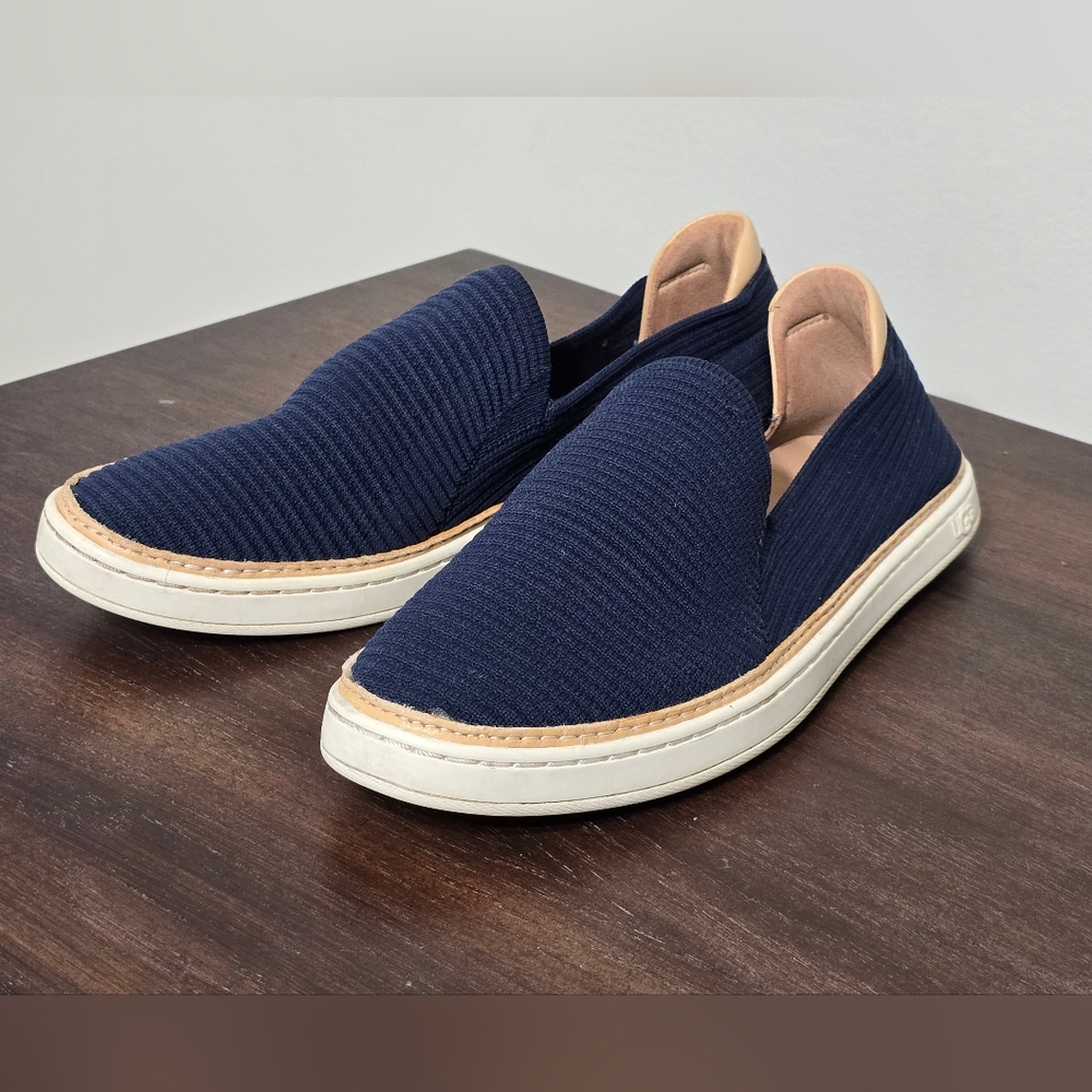 UGG Sammy Wavy Slip-on Sneaker Women's Size 7.5 - Picture 6 of 10